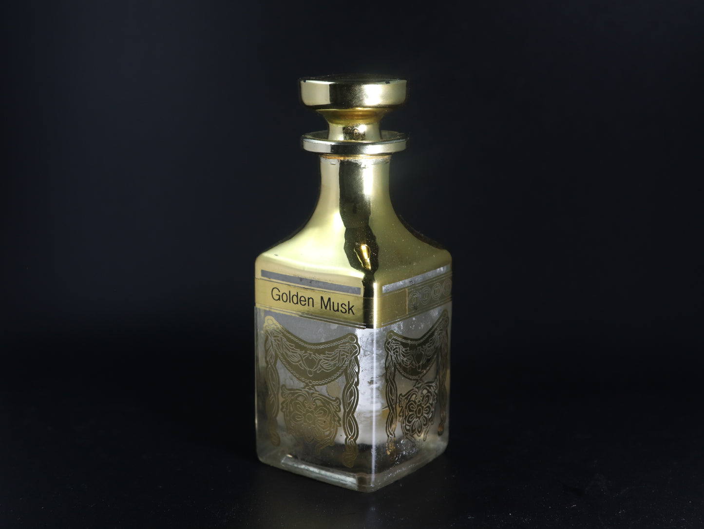 GOLDEN MUSK